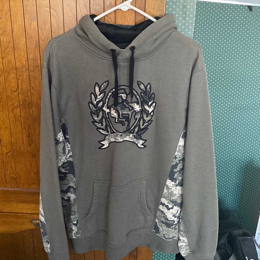 Cinch hoodie, I believe it is a Men’s Medium.